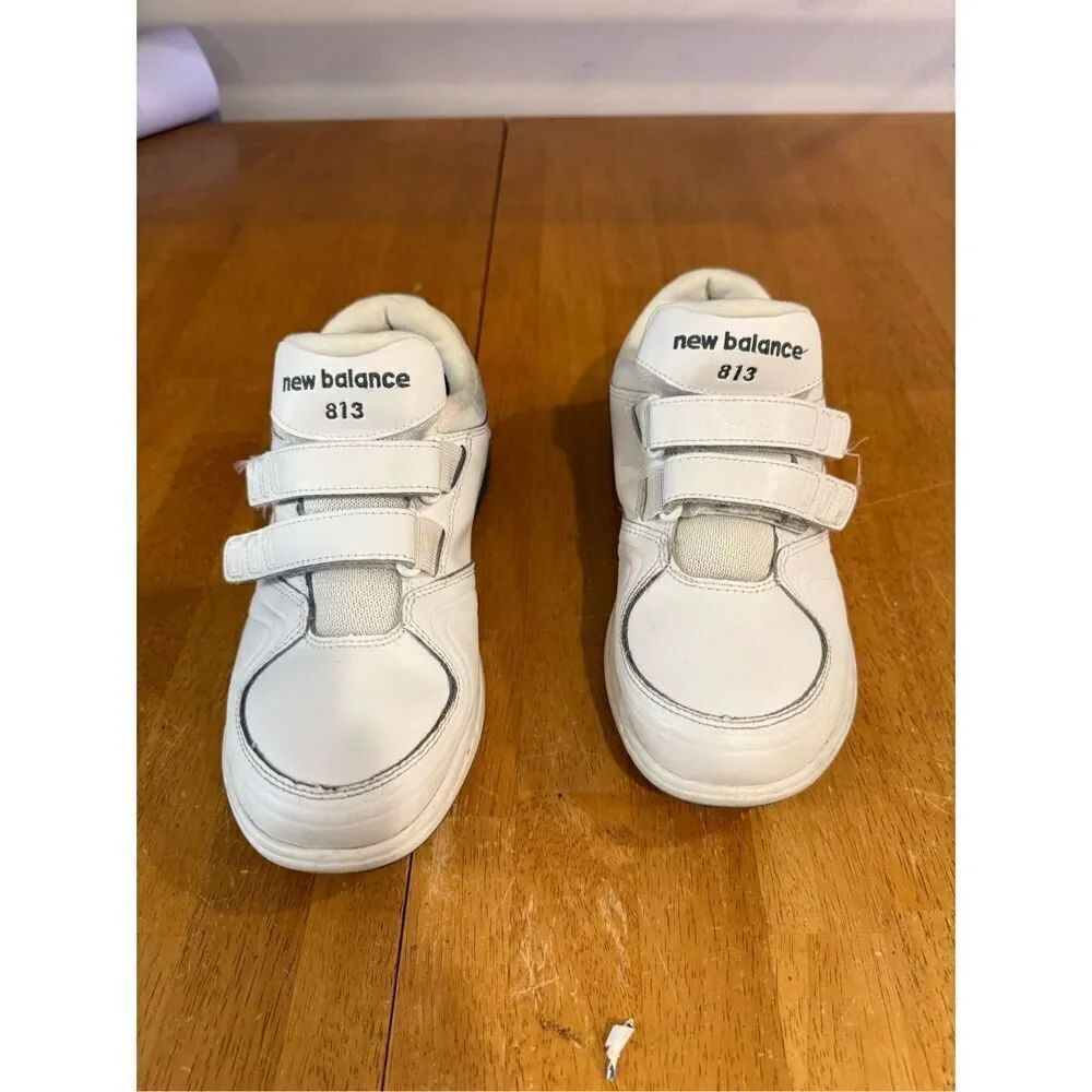 New Balance 813 Womens Hook & Loop White Sneakers SZ 8
